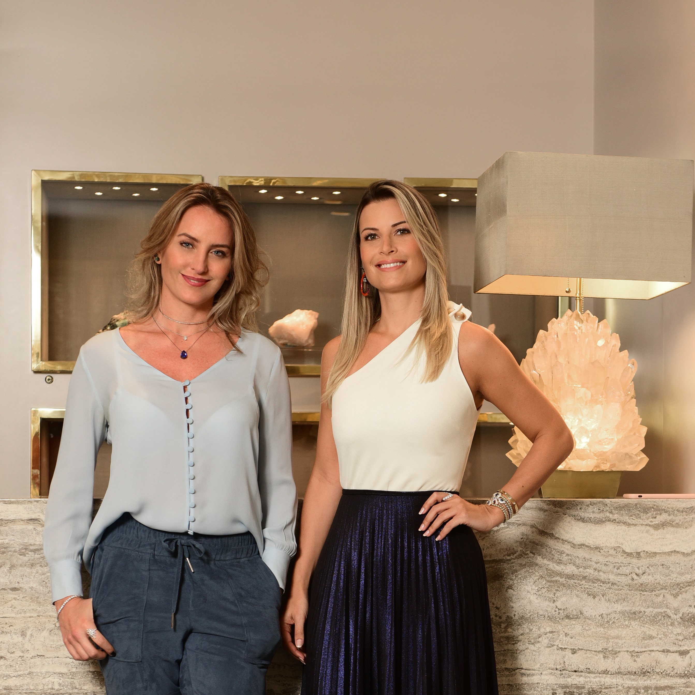 Banner = Banner com Texto 1 - Ani e Bia